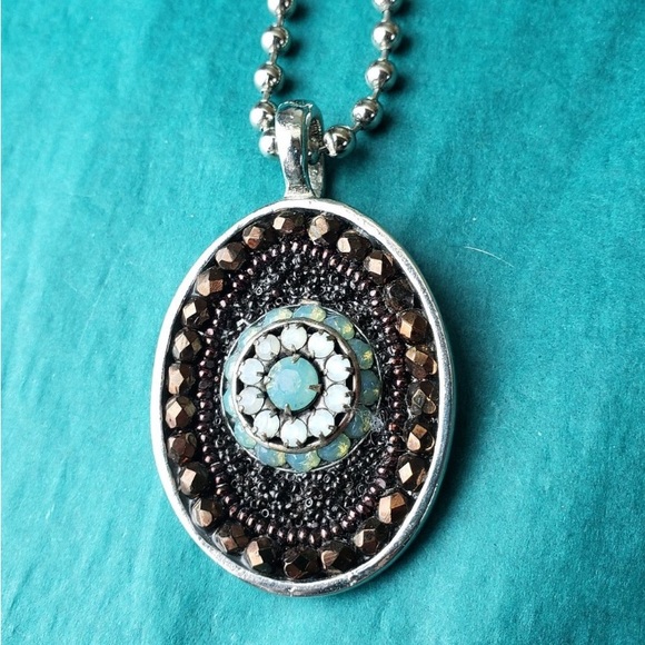 Bead & Flower 2 sided pendant necklace!!! - Picture 1 of 4